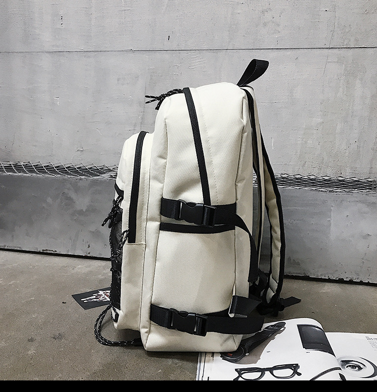 大学生向けのファッショナブルな多機能登山リュックサック