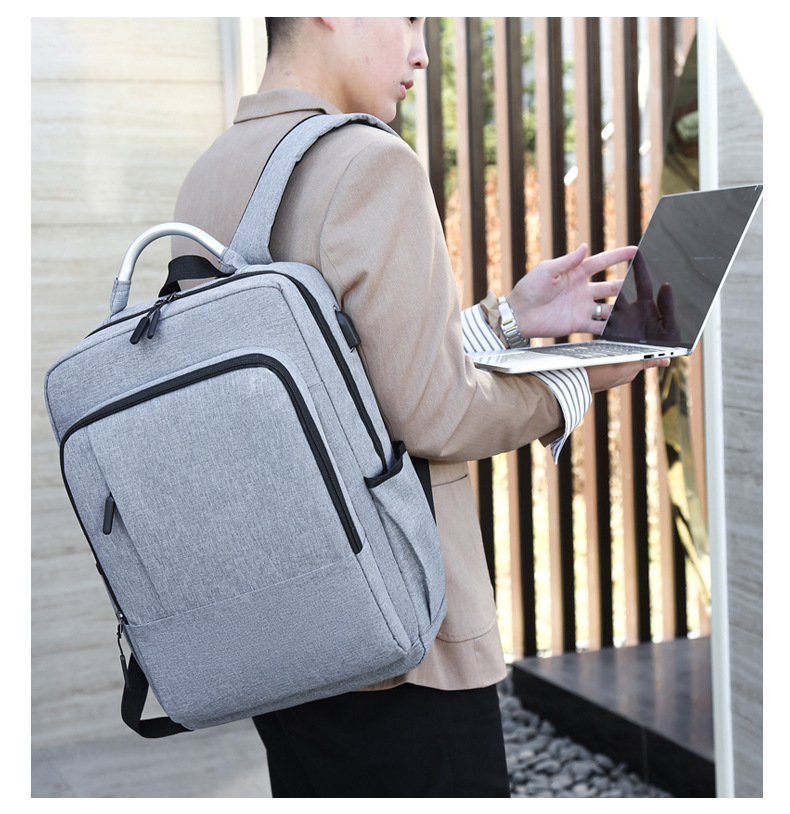 電腦王者USB多功能旅行雙肩包