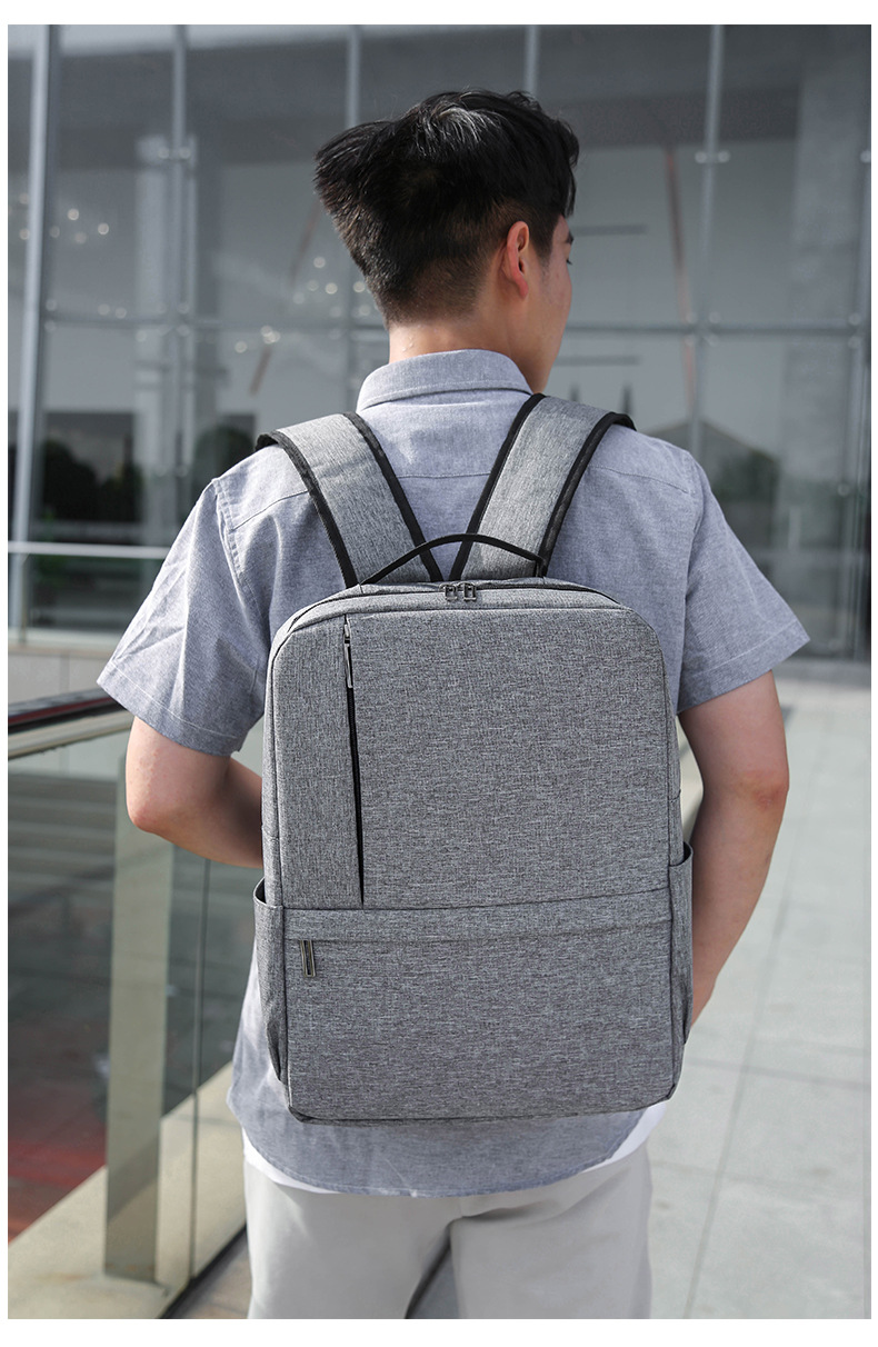 大容量多層口袋2019休閒雙肩包