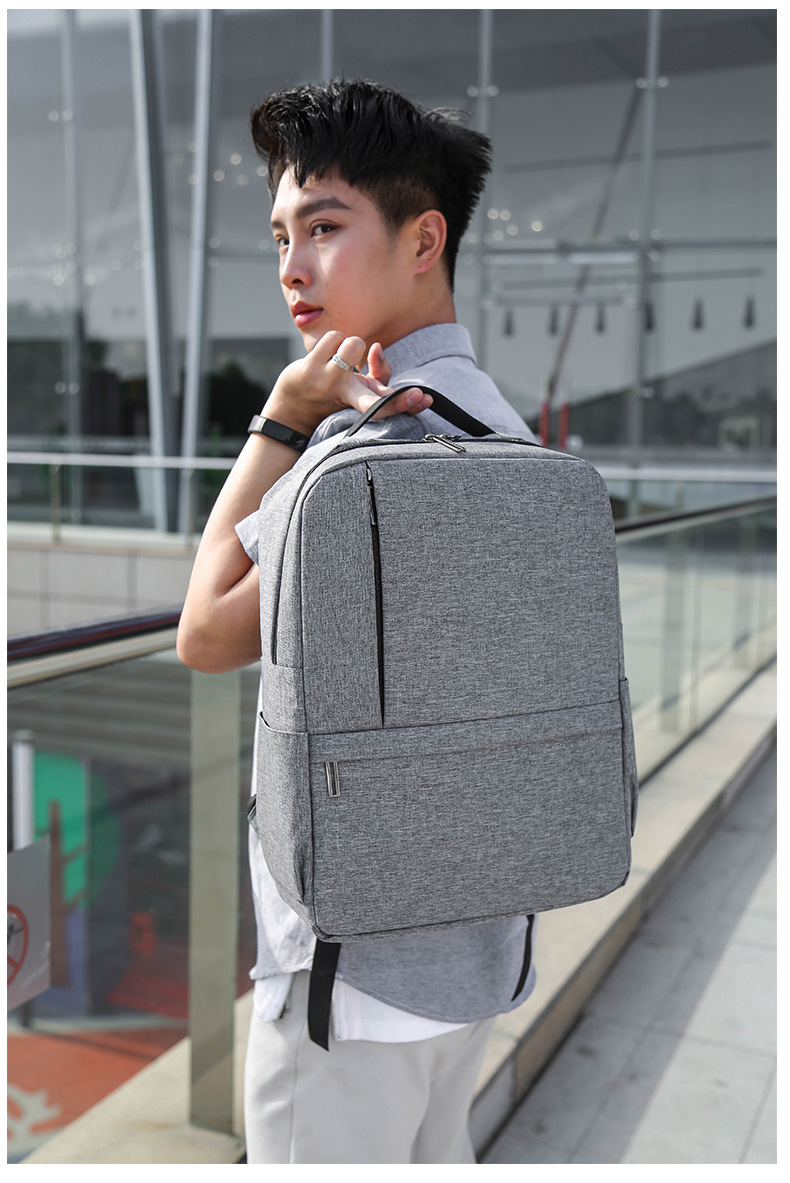 大容量多層口袋2019休閒雙肩包